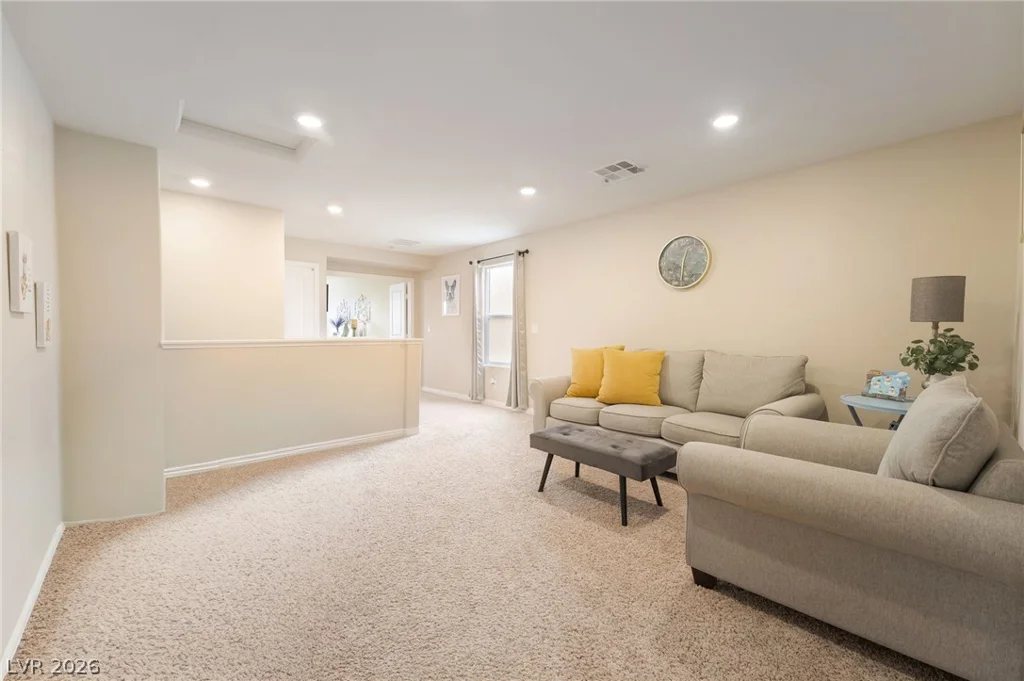 7237 Pazienza, Las Vegas, NV 89113