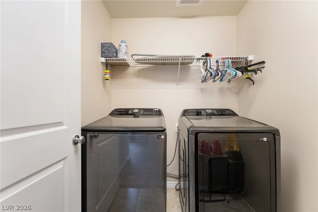 7237 Pazienza, Las Vegas, NV 89113