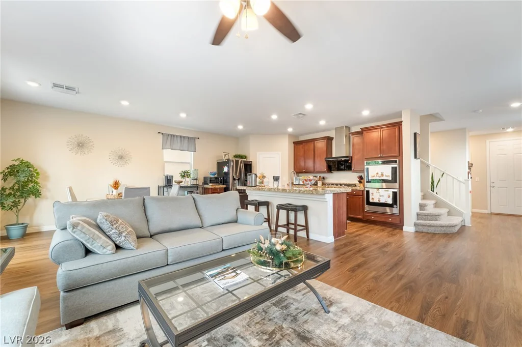 7237 Pazienza, Las Vegas, NV 89113