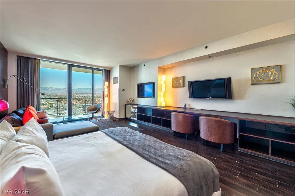 4381 Flamingo, Las Vegas, NV 89103