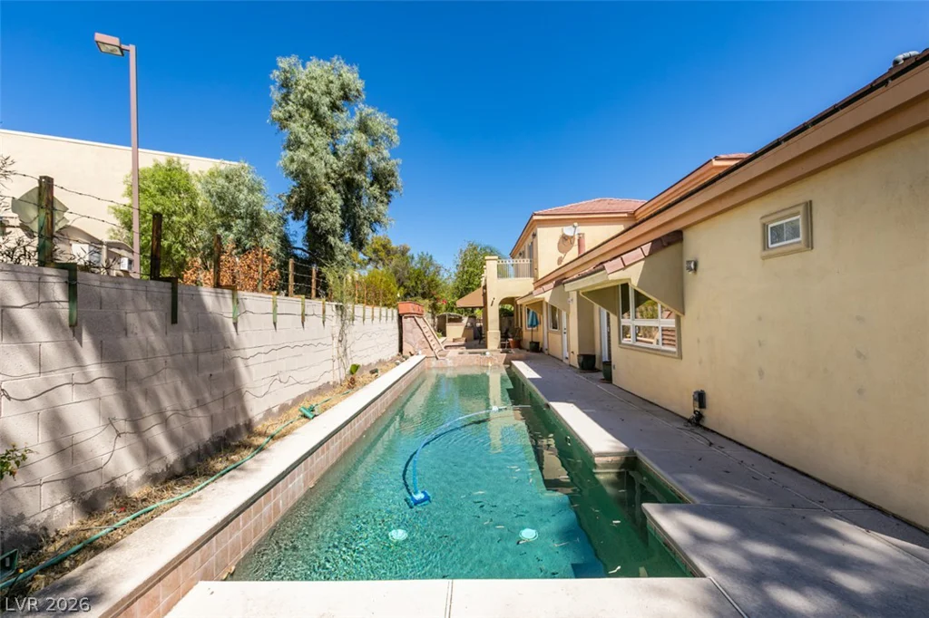 3575 Shelome, Las Vegas, NV 89121