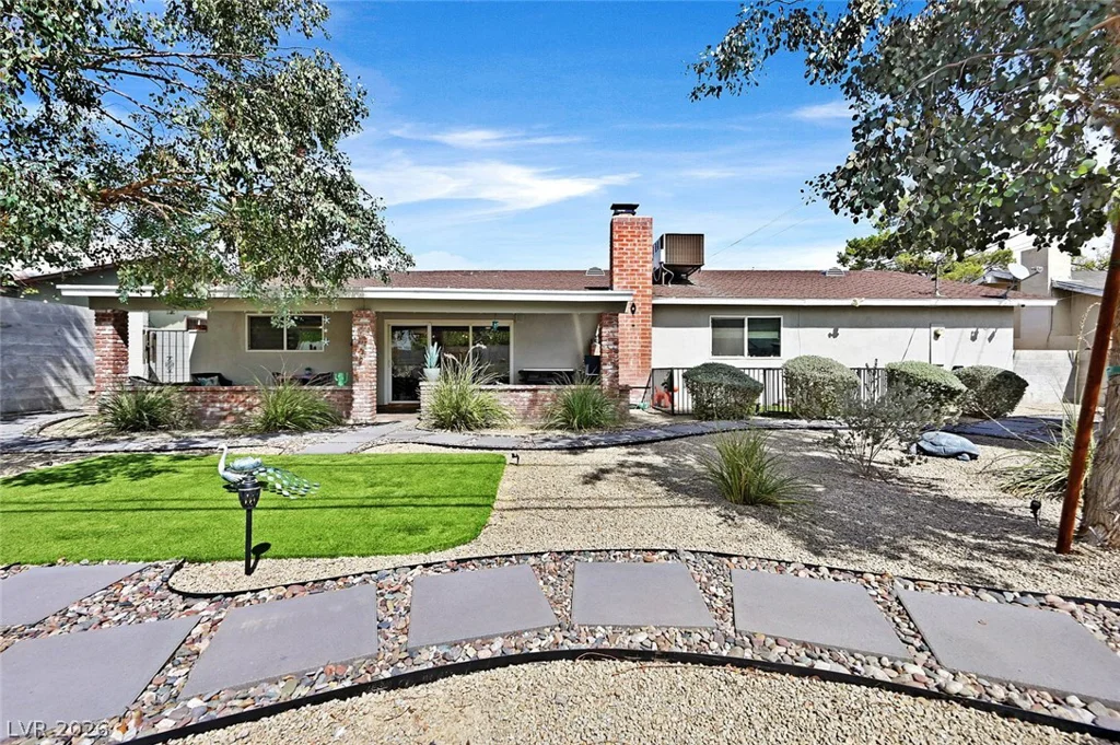 2605 Gilmary, Las Vegas, NV 89102