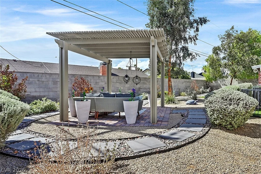 2605 Gilmary, Las Vegas, NV 89102