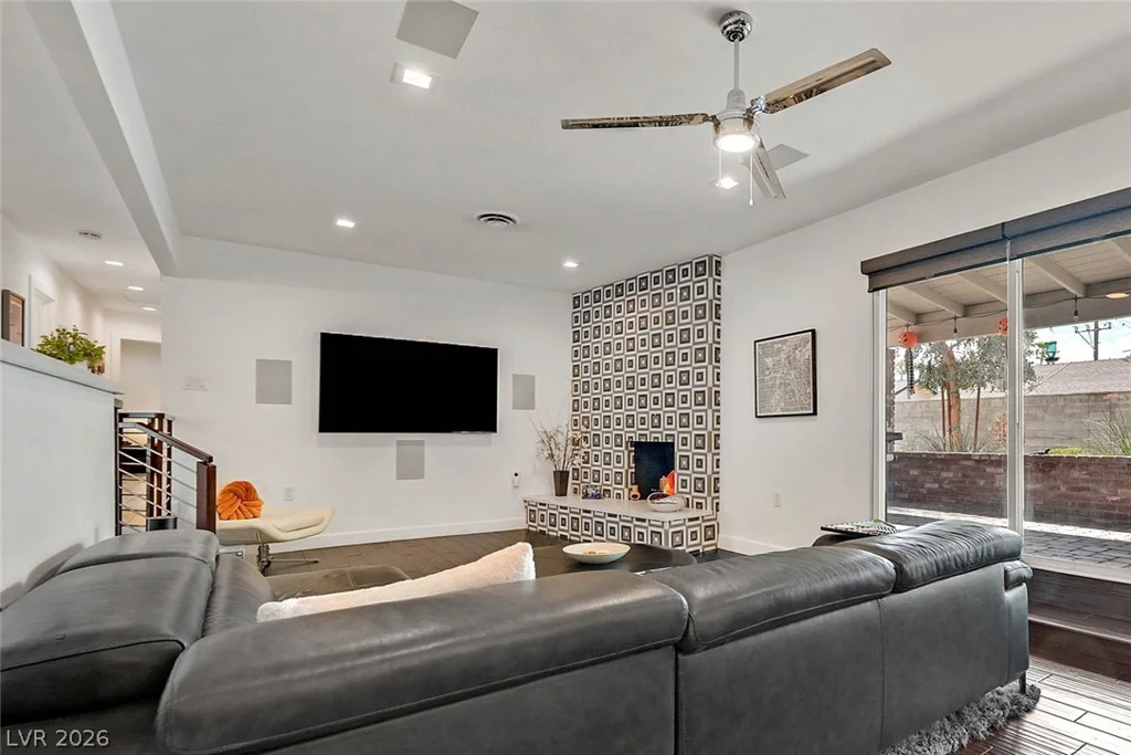 2605 Gilmary, Las Vegas, NV 89102
