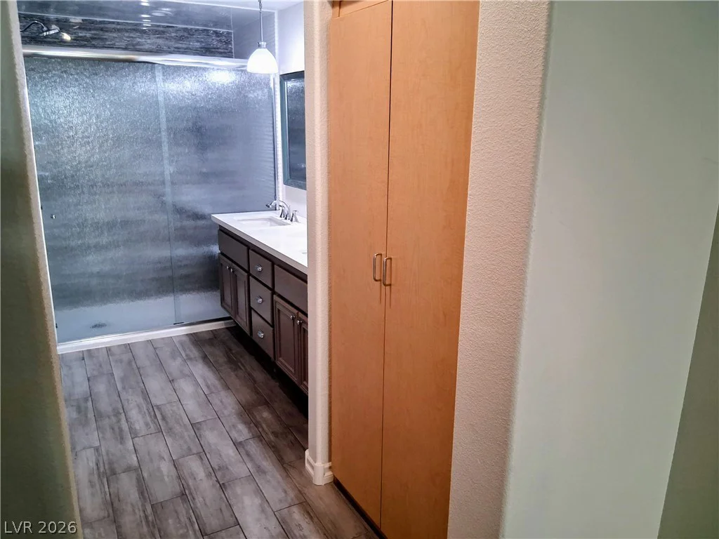 9116 Kings Town, Las Vegas, NV 89145