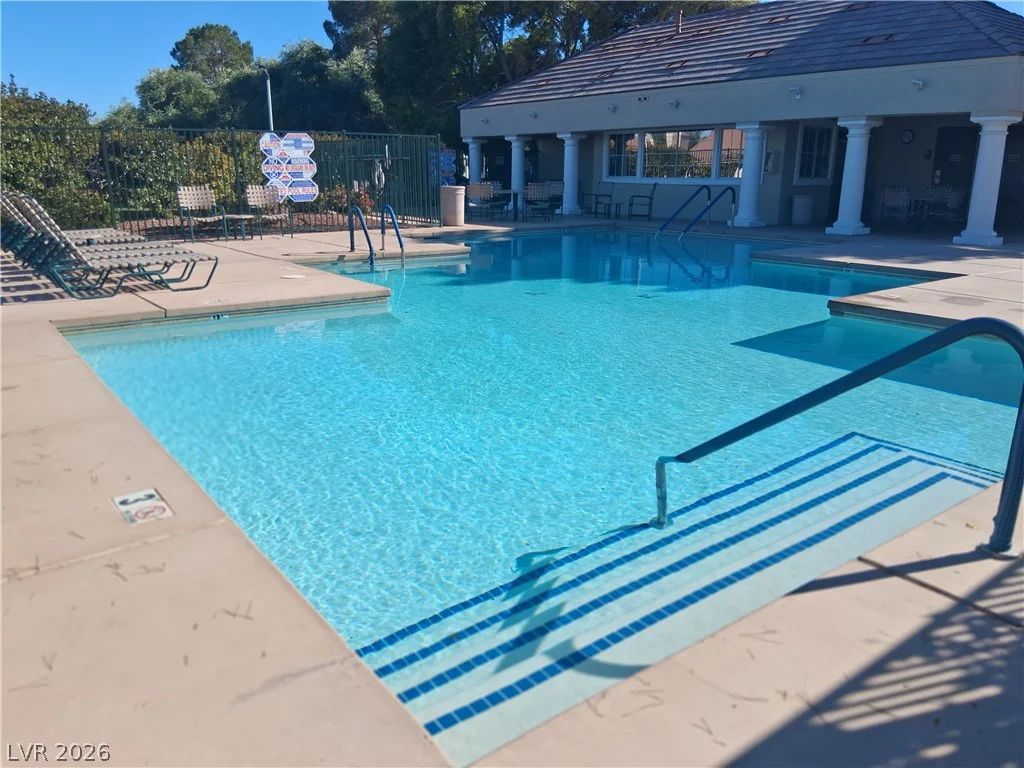 9116 Kings Town, Las Vegas, NV 89145