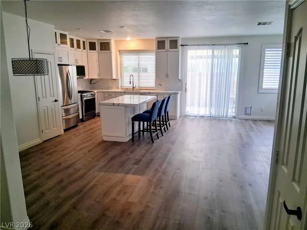 9116 Kings Town, Las Vegas, NV 89145