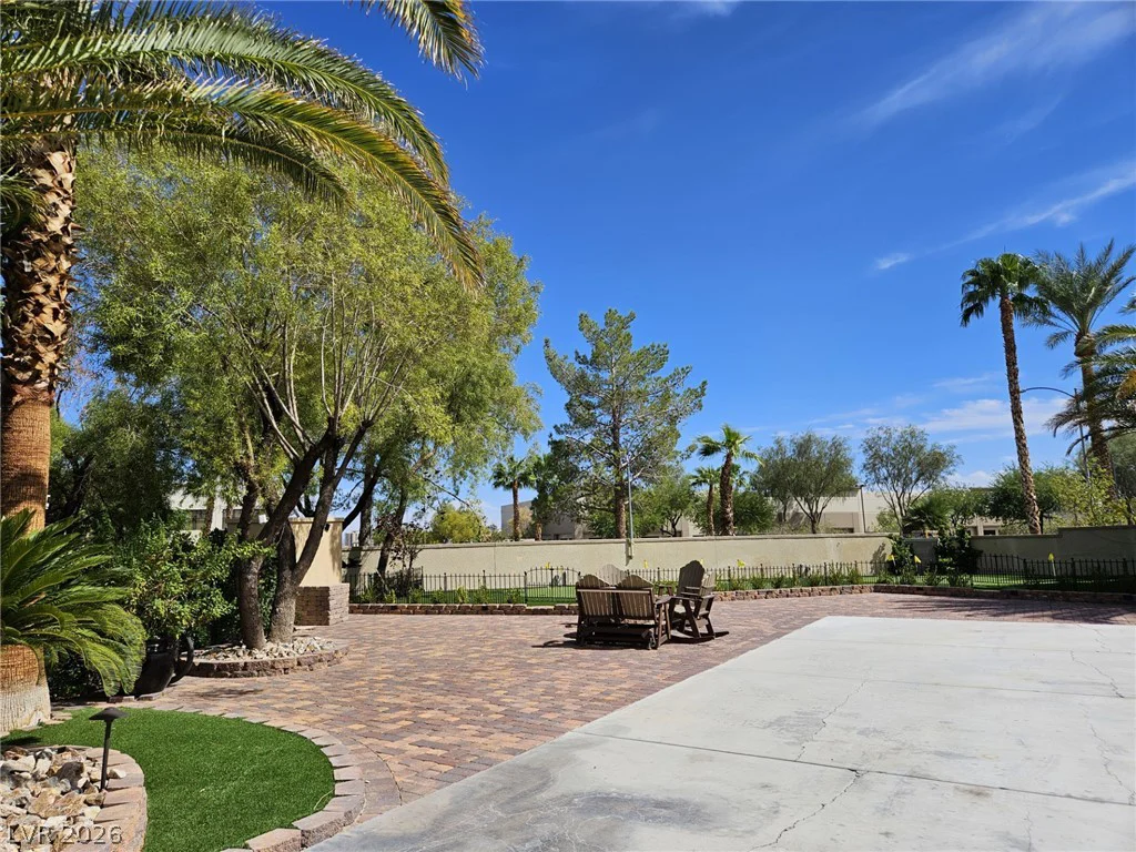 8175 Arville, Las Vegas, NV 89139