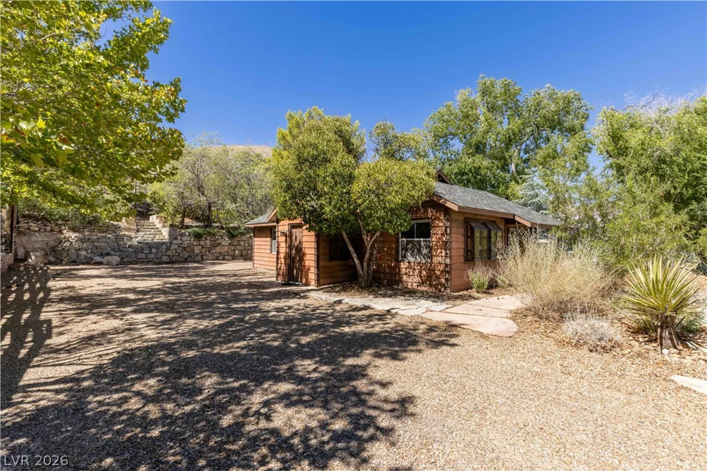 3 Cottonwood, Blue Diamond, NV 89004