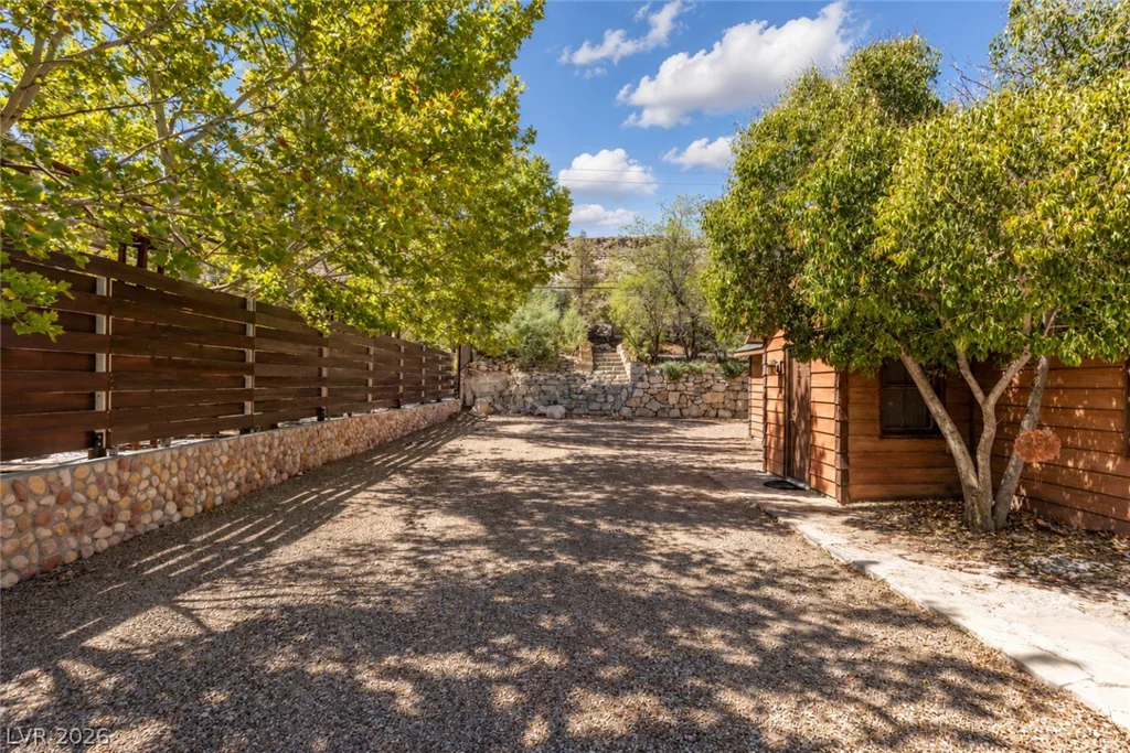 3 Cottonwood, Blue Diamond, NV 89004
