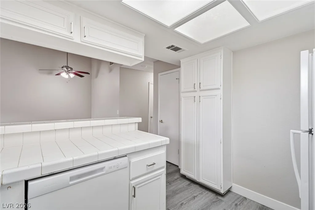 830 Sloan, Las Vegas, NV 89110