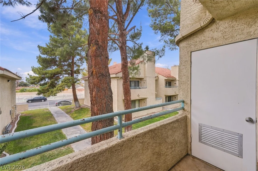 830 Sloan, Las Vegas, NV 89110