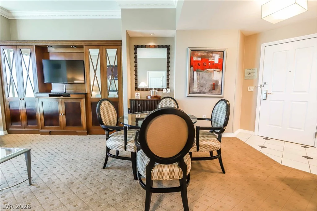 135 Harmon, Las Vegas, NV 89109