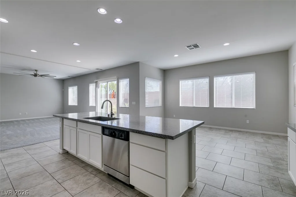 8575 Old Daylily, Las Vegas, NV 89113