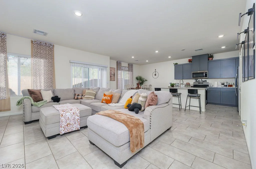 6135 Larimar Gold, North Las Vegas, NV 89115