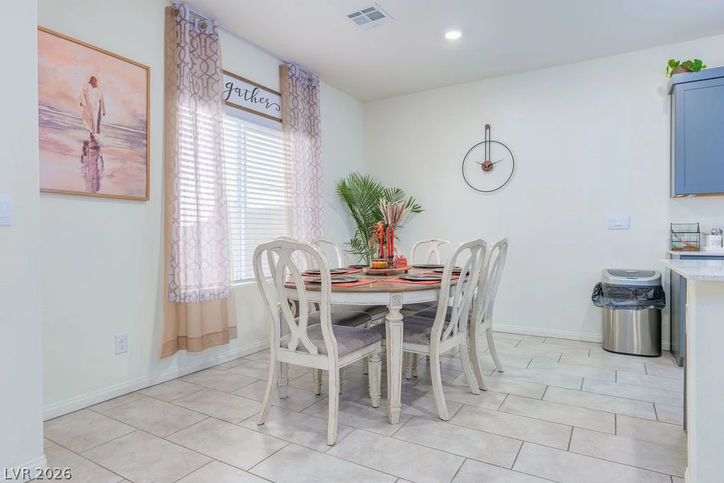 6135 Larimar Gold, North Las Vegas, NV 89115