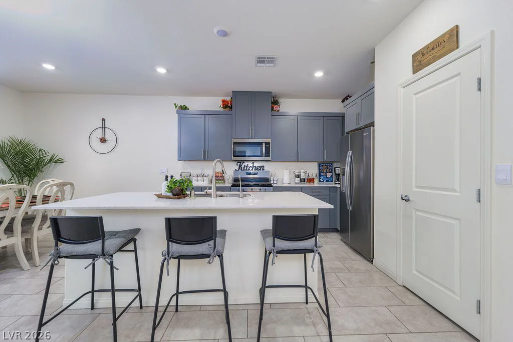 6135 Larimar Gold, North Las Vegas, NV 89115