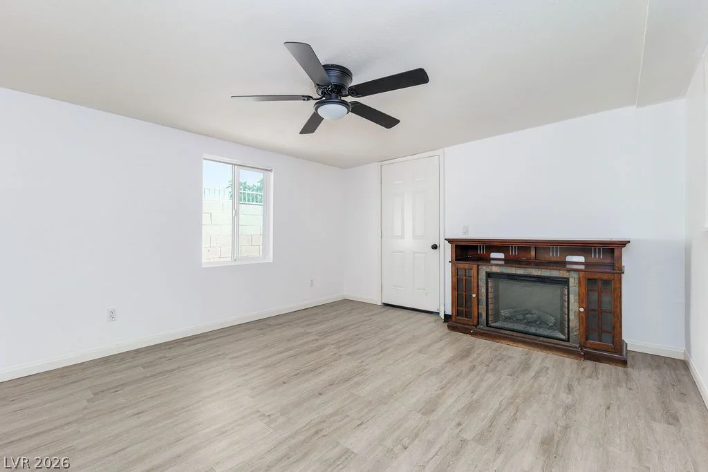 7242 Vireo, Las Vegas, NV 89147