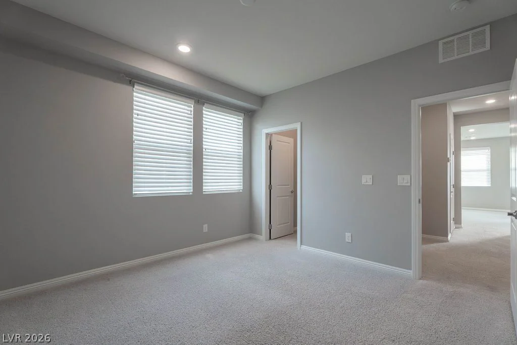 12385 Valley Chase, Las Vegas, NV 89138