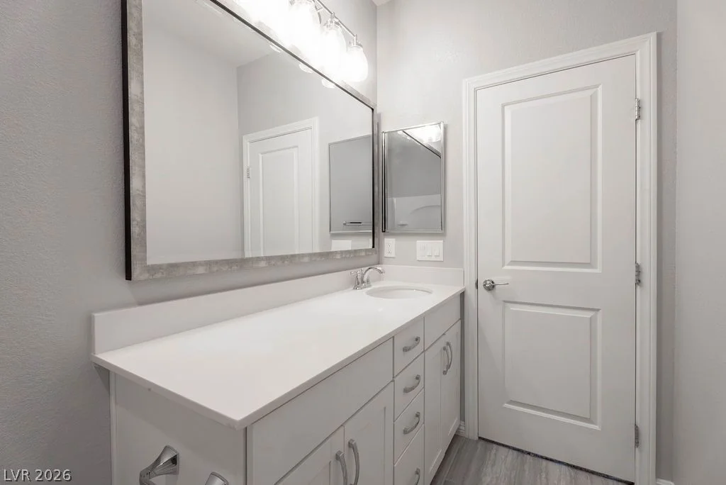 12385 Valley Chase, Las Vegas, NV 89138
