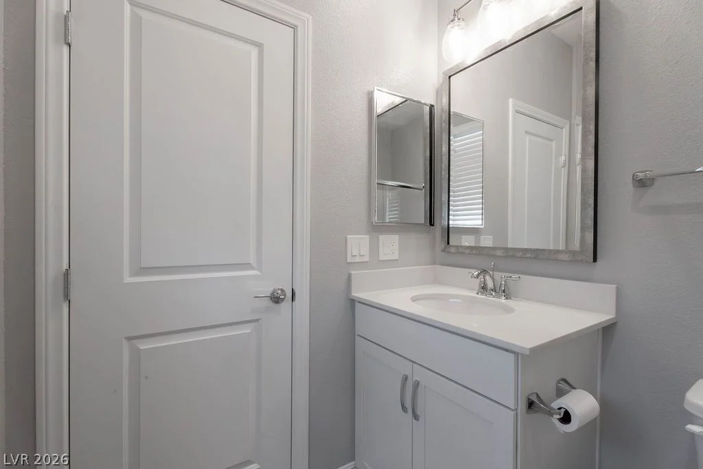 12385 Valley Chase, Las Vegas, NV 89138