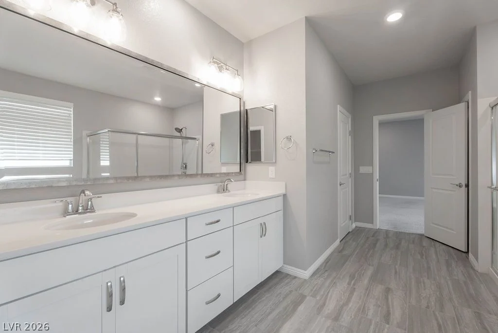 12385 Valley Chase, Las Vegas, NV 89138