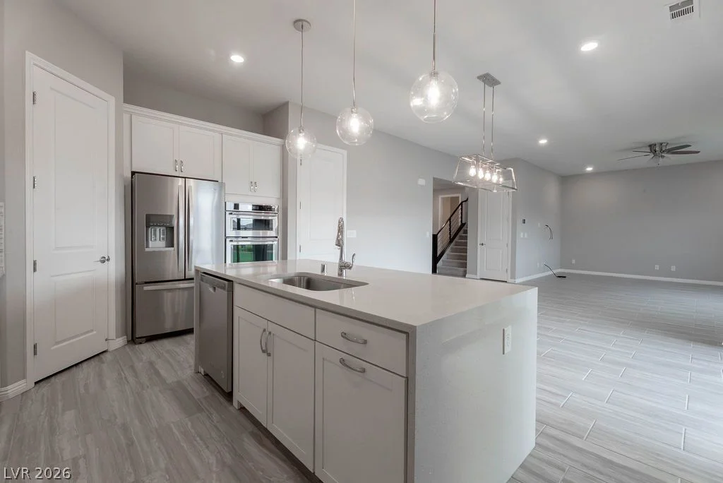 12385 Valley Chase, Las Vegas, NV 89138