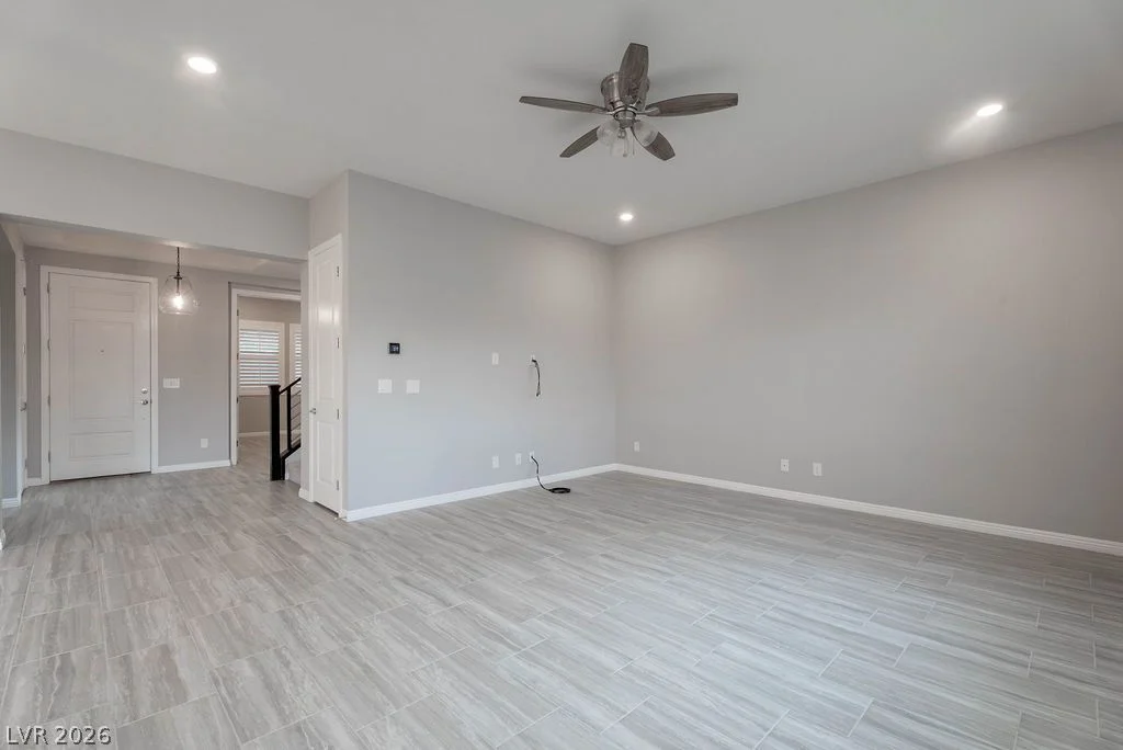 12385 Valley Chase, Las Vegas, NV 89138