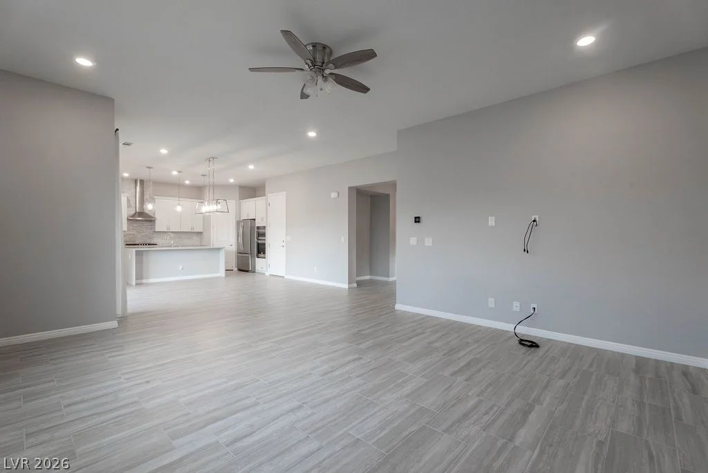 12385 Valley Chase, Las Vegas, NV 89138