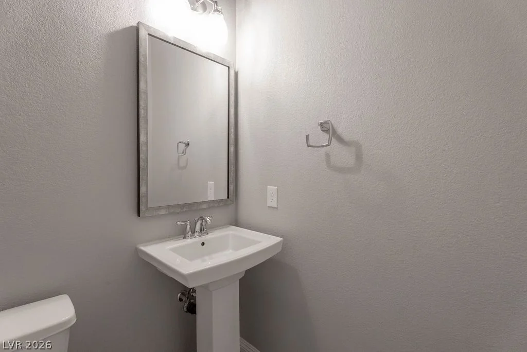12385 Valley Chase, Las Vegas, NV 89138