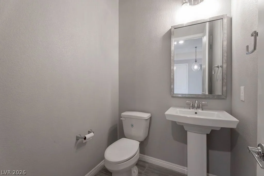12385 Valley Chase, Las Vegas, NV 89138