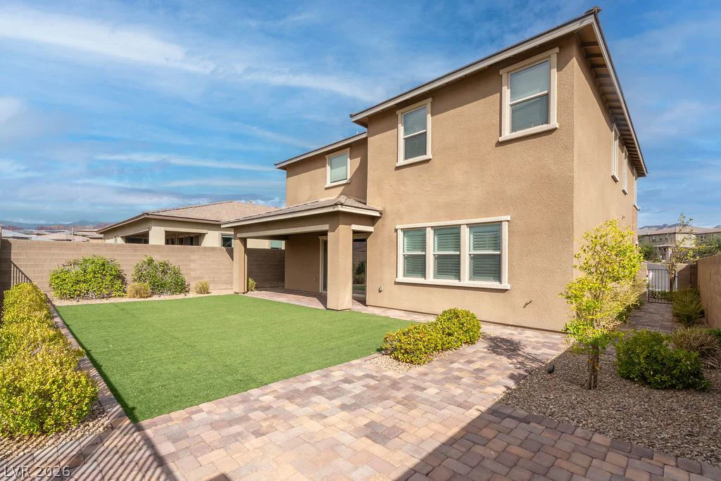 12385 Valley Chase, Las Vegas, NV 89138