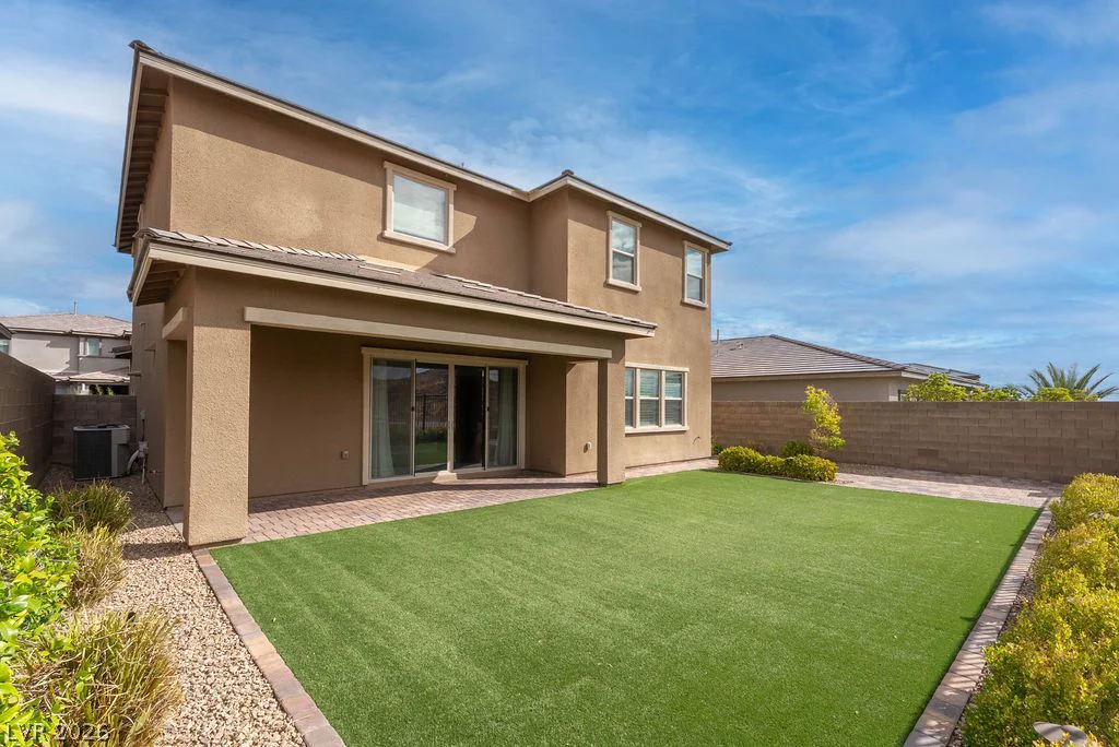 12385 Valley Chase, Las Vegas, NV 89138