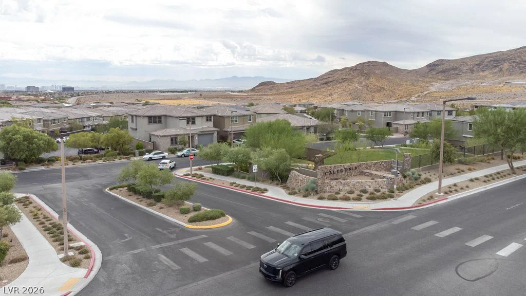 12385 Valley Chase, Las Vegas, NV 89138