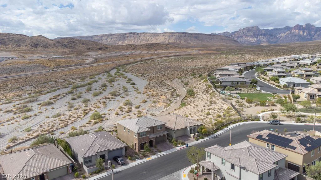 12385 Valley Chase, Las Vegas, NV 89138