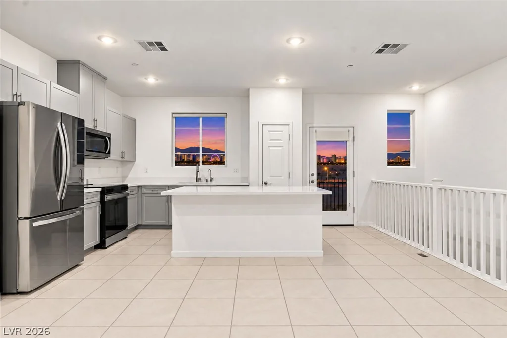 5684 Beguiling Falls, Las Vegas, NV 89148