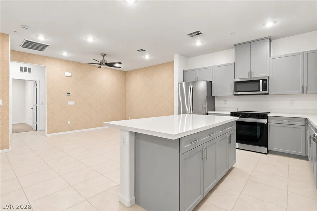 5684 Beguiling Falls, Las Vegas, NV 89148