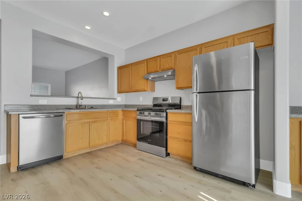 887 Blushing Rose, Henderson, NV 89052