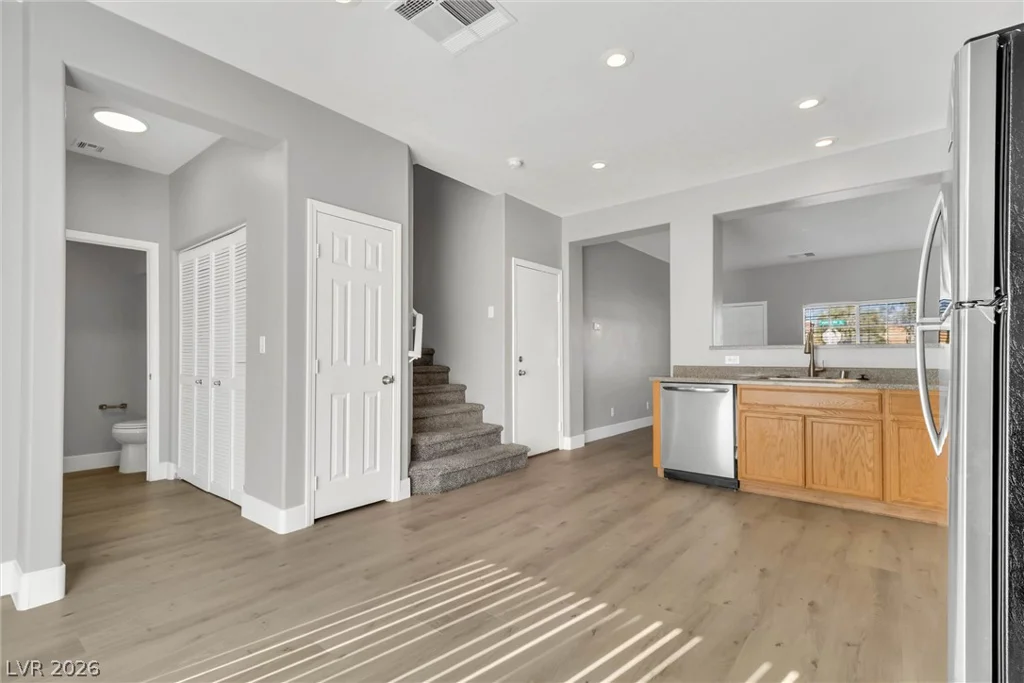 887 Blushing Rose, Henderson, NV 89052