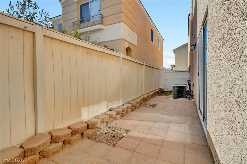 887 Blushing Rose, Henderson, NV 89052