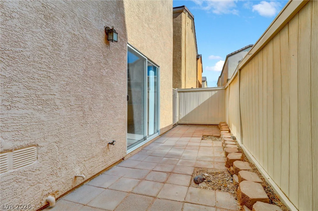 887 Blushing Rose, Henderson, NV 89052