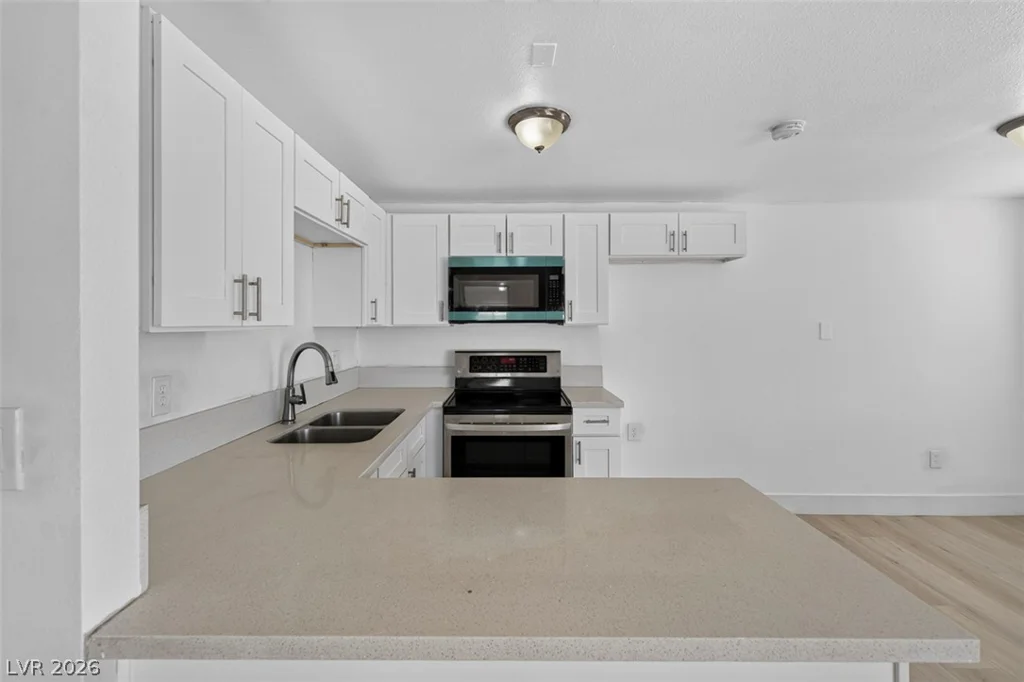 1721 Ardmore, Las Vegas, NV 89104