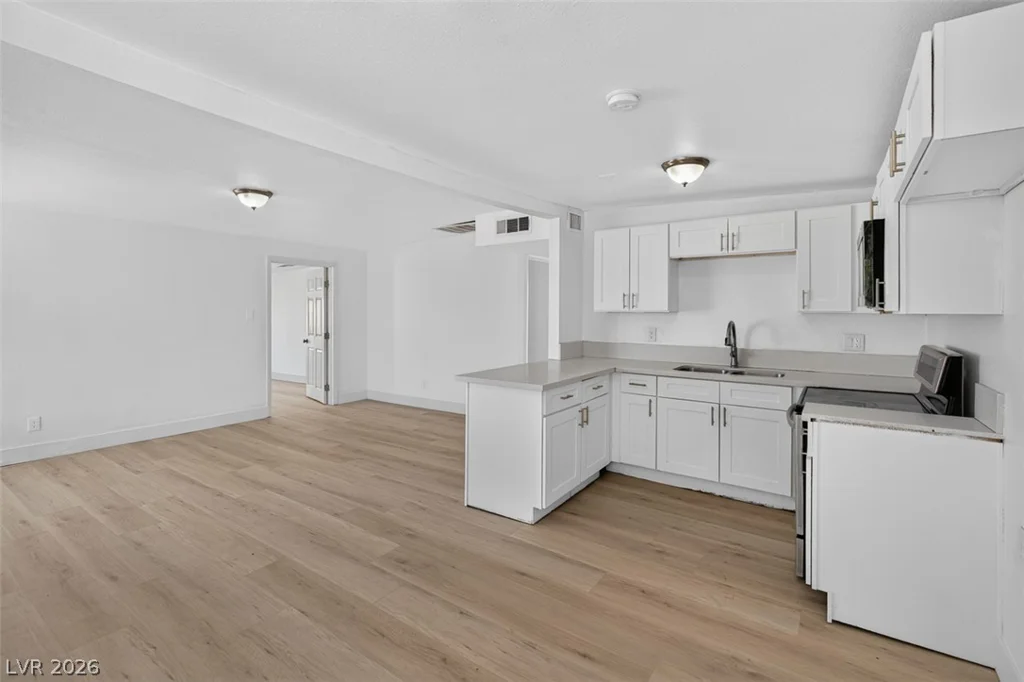 1721 Ardmore, Las Vegas, NV 89104