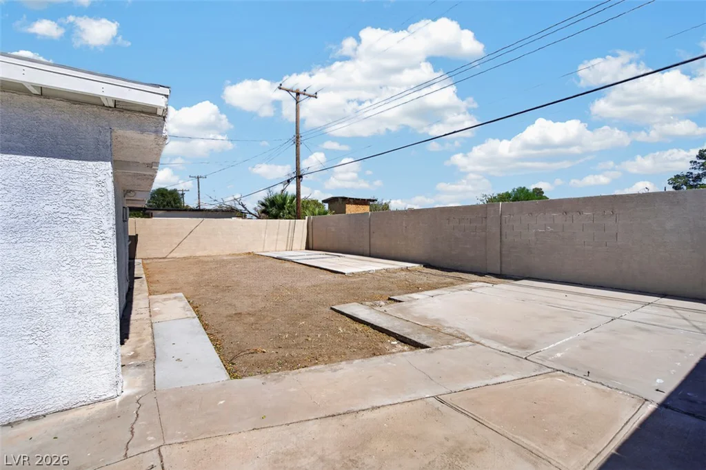 1721 Ardmore, Las Vegas, NV 89104