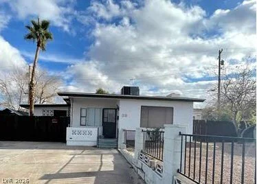 39 Pacific, Henderson, NV 89015