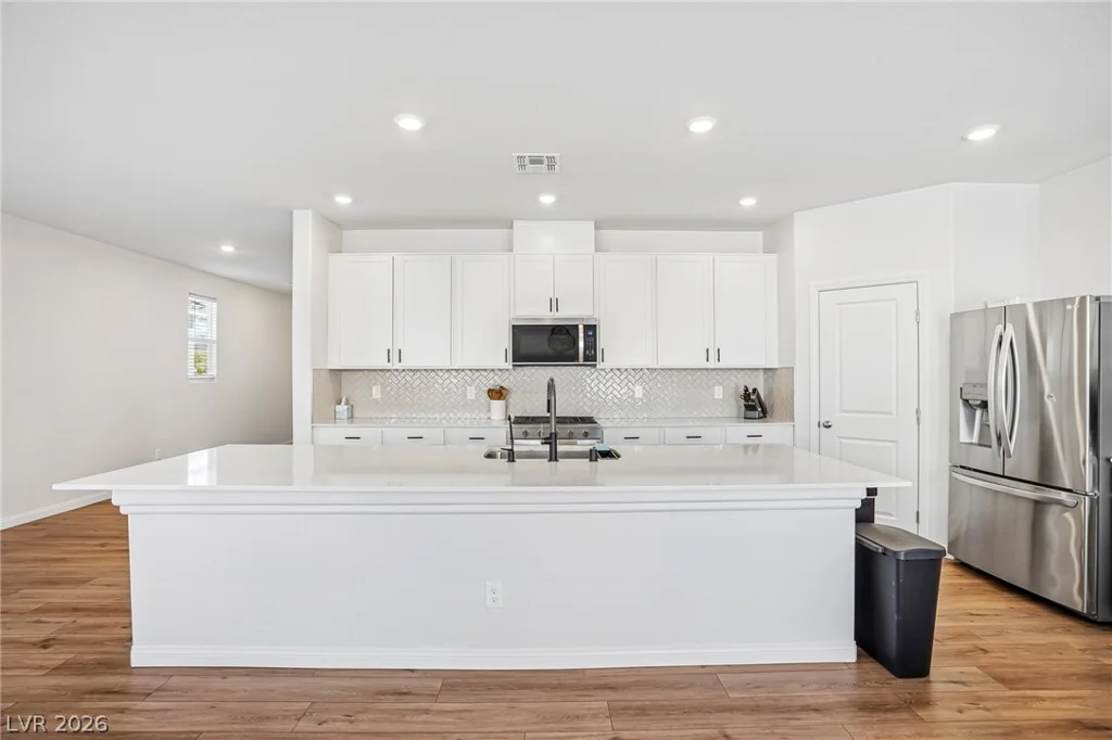 5937 Violet Crown, North Las Vegas, NV 89081