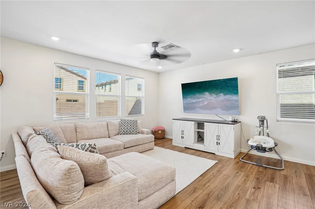 5937 Violet Crown, North Las Vegas, NV 89081