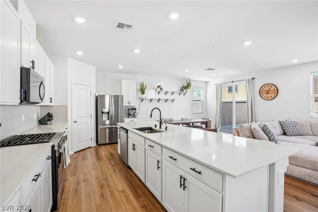 5937 Violet Crown, North Las Vegas, NV 89081