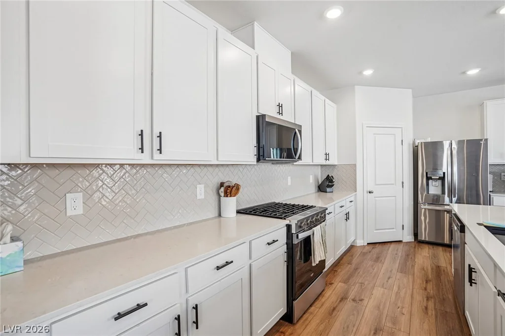 5937 Violet Crown, North Las Vegas, NV 89081