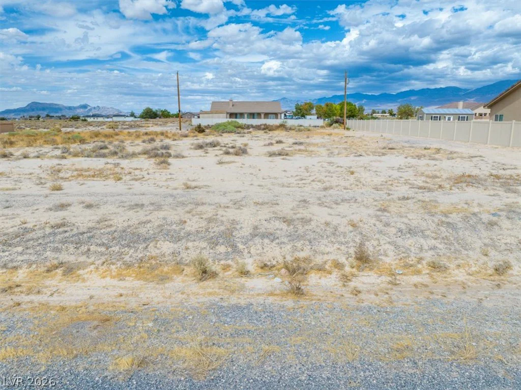 760 Hickory, Pahrump, NV 89048